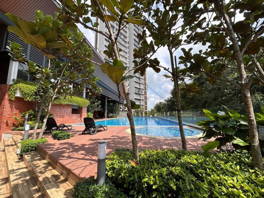 Ioi Mall Modern Picc Apartment Putrajaya