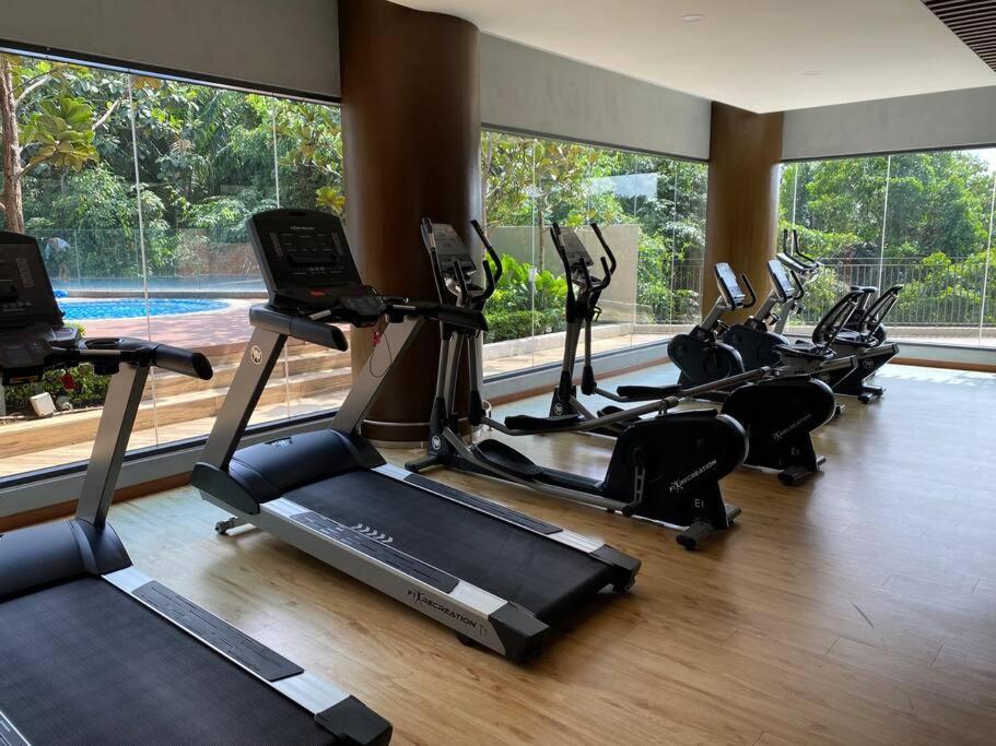 Ioi Mall Modern Picc Apartment